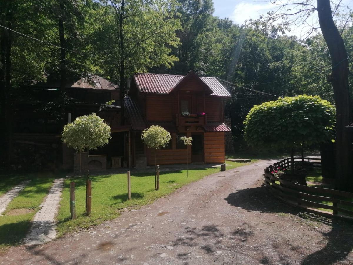 Vikendica Matovic Ovcar Banja Apartment Exterior photo